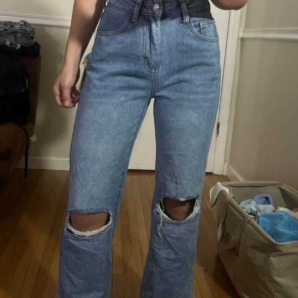 Forever 21 Women's Blue and Navy Jeans